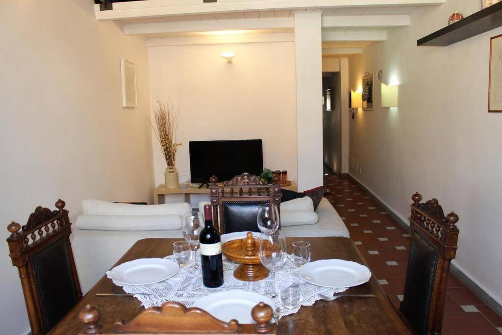 פירנצה Santa Maria Novella Station Florentine Apartment מראה חיצוני תמונה
