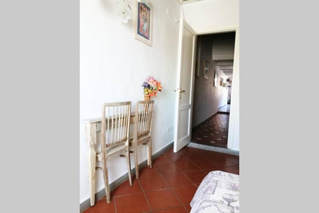 פירנצה Santa Maria Novella Station Florentine Apartment מראה חיצוני תמונה